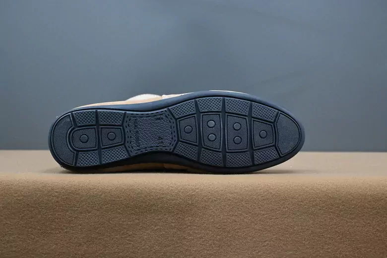 Erkek Nubuk Deri Zincirli Kaymaz Taban Ayakkabı