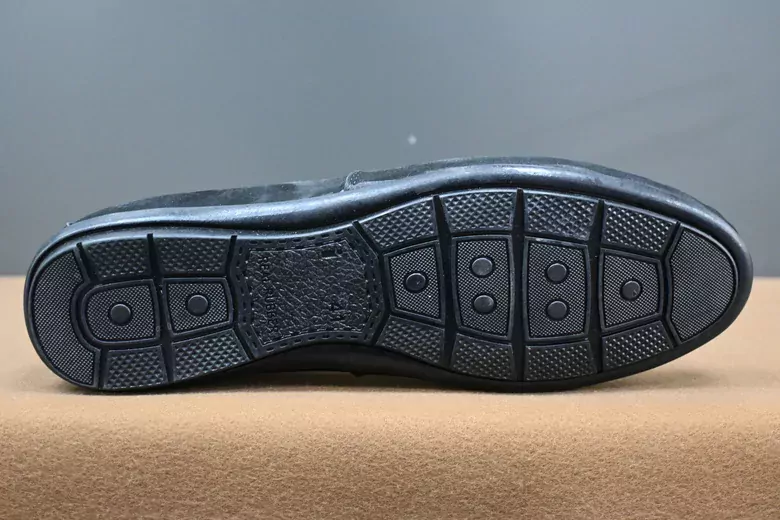 Erkek Nubuk Deri Zincirli Kaymaz Taban Ayakkabı