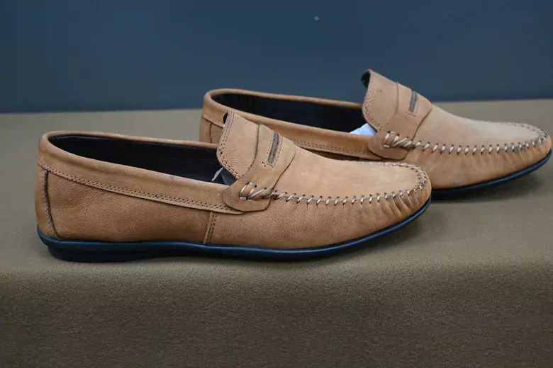 Erkek Nubuk Deri Kaymaz Taban Ayakkabı