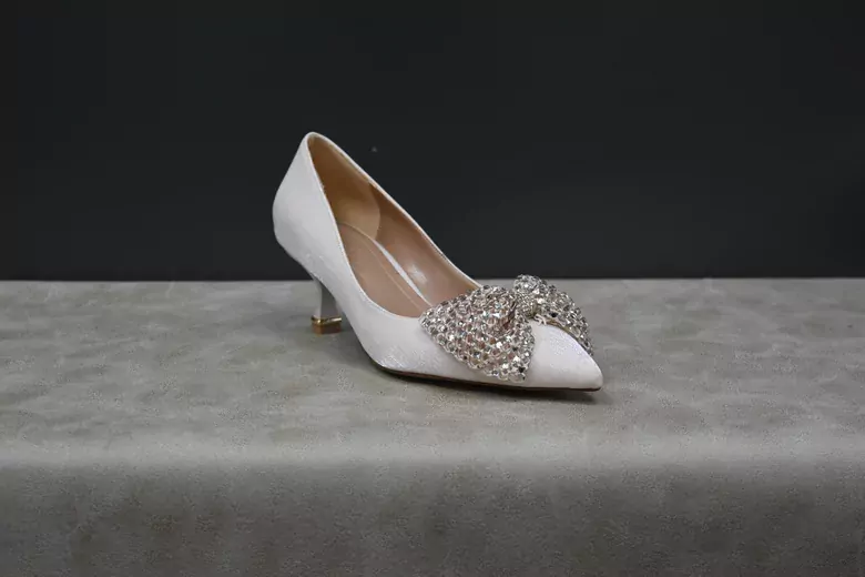 Kadın Fiyonklu Taşlı Stiletto