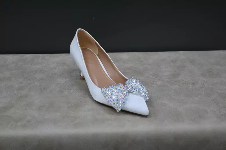 Kadın Fiyonklu Taşlı Stiletto