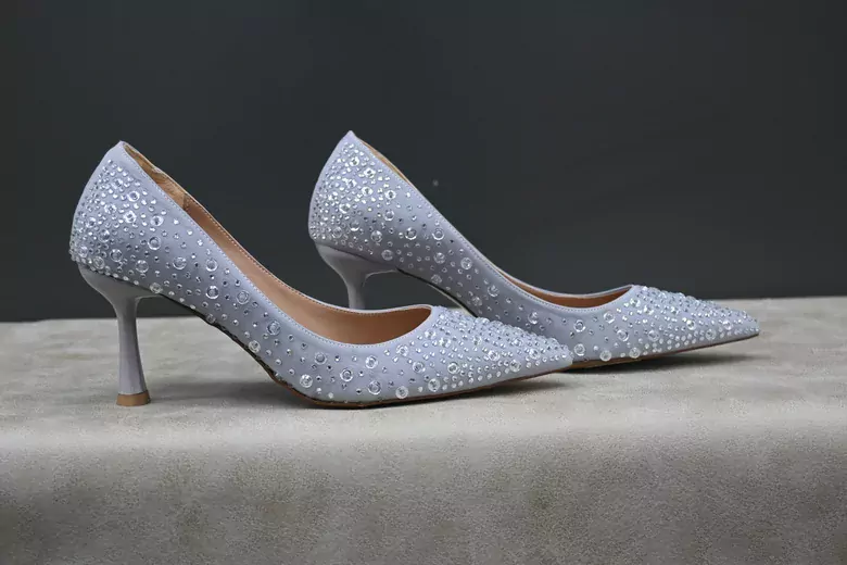 Kadın Taşlı Stiletto