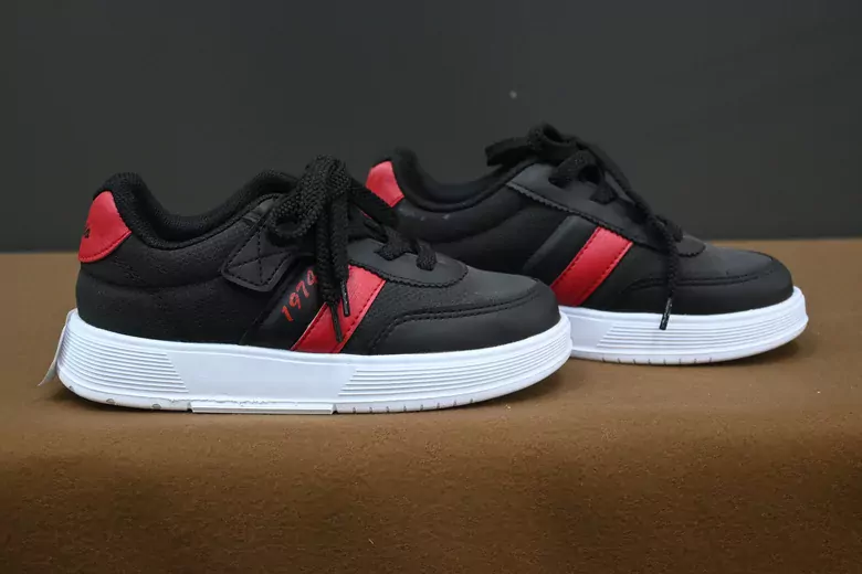 Çocuk Şeritli Spor