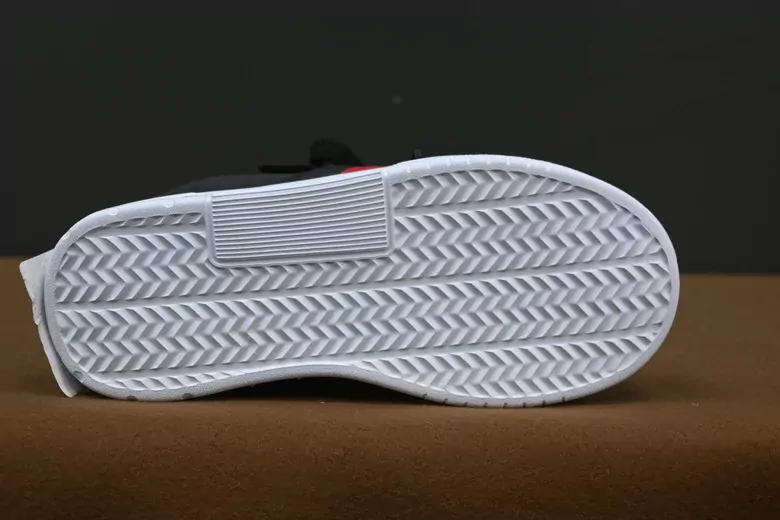 Çocuk Şeritli Spor