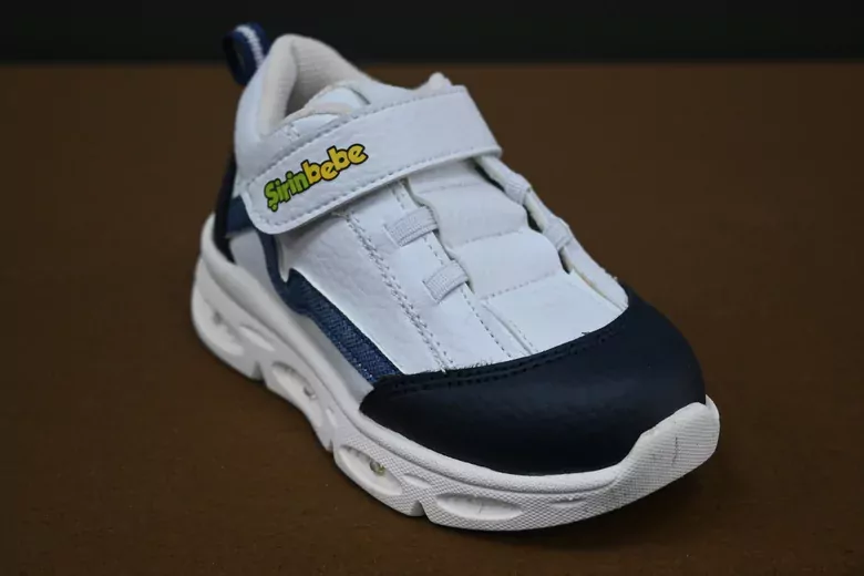 Bebe Işıklı Cırtlı Spor