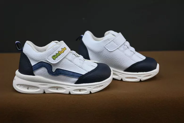 Bebe Işıklı Cırtlı Spor