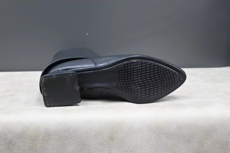 Kadın Körüklü Topuklu Fermuarlı Deri Kısa Çizme