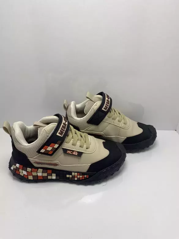 Bebe Kaymaz Taban Cırtlı Ve Bağcıklı Bot