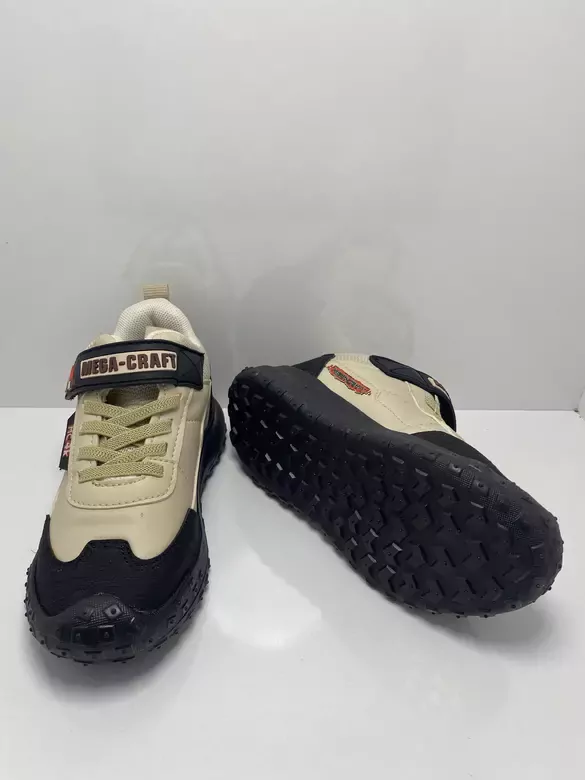 Bebe Kaymaz Taban Cırtlı Ve Bağcıklı Bot