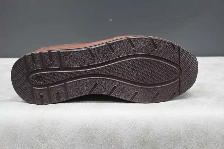 Erkek Kaymaz Taban Lastik Bağcıklı Spor