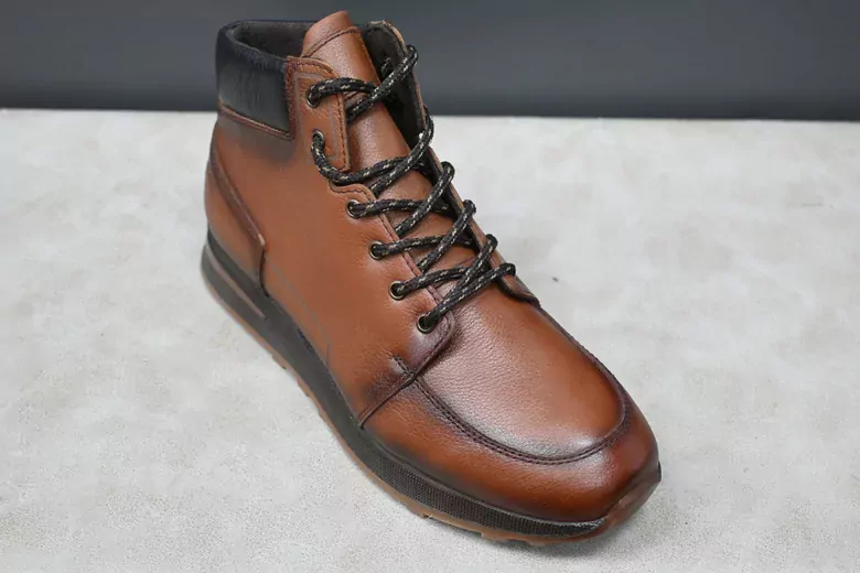 Erkek Kaymaz Taban Deri Bağcıklı Bot