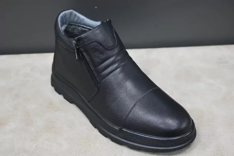 Erkek Deri Kaymaz Taban İçi Kürklü Fermuarlı Bot