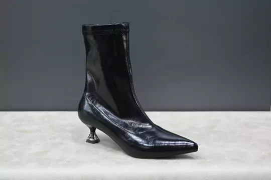 KADIN ÇİZME SİYAH