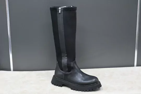 Kadın Düz Burun Çift Fermuar Kaymaz Taban Çizme