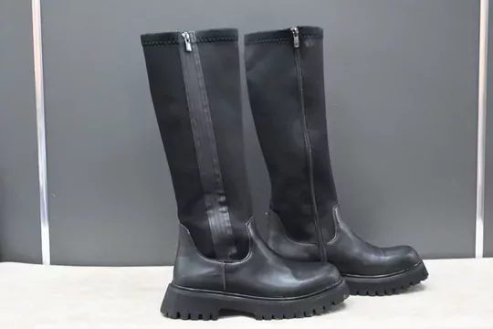 Kadın Düz Burun Çift Fermuar Kaymaz Taban Çizme