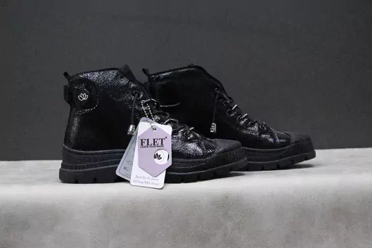 Kadın Kilitli Bağcıklı Bot