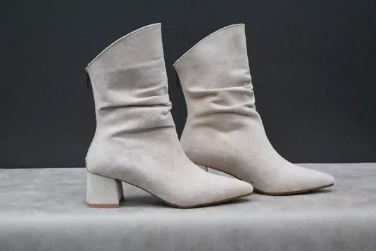 Kadın Süet Körüklü Kısa Topuklu Fermuarlı Çizme