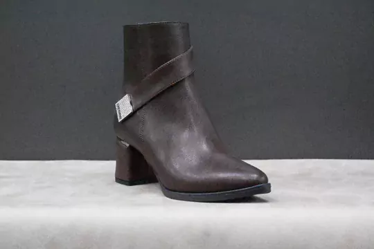 Kadın Deri Topuklu Taşlı Fermuarlı Bot