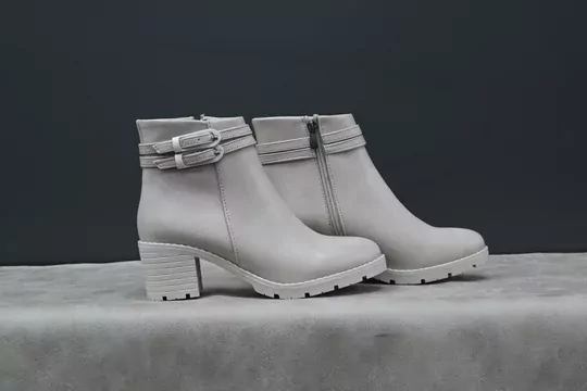 Kadın Kilteli Topuklu Bot