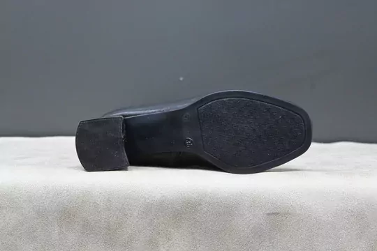 Kadın Deri Topuklu Fermuarlı Bot