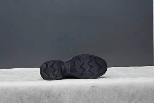 Kadın Tokalı Babet