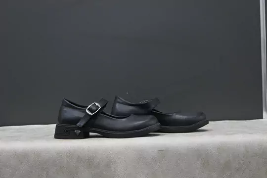 Kadın Kilteli Babet