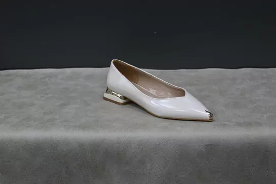 Kadın Droblu Sivri Burun Kısa Topuklu Babet