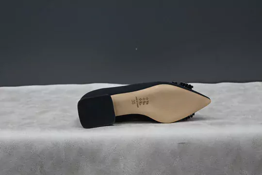 Kadın Fiyonklu Kısa Topuklu Babet