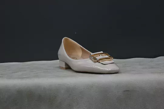 Kadın Tokalı Açık Babet