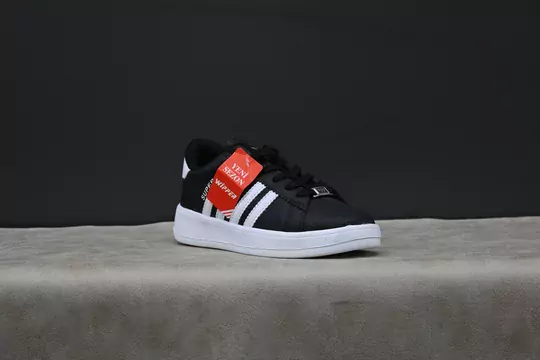 Kadın Şeritli Spor