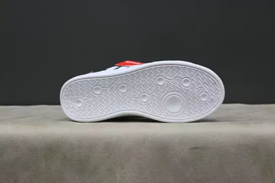 Kadın Şeritli Spor