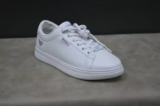 Kadın Bağcıklı Spor