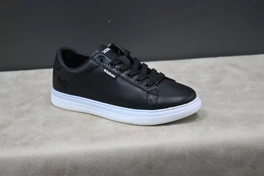 Kadın Bağcıklı Spor