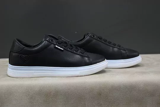 Kadın Bağcıklı Spor