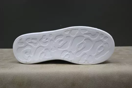 Kadın Garson Bağcıklı Spor