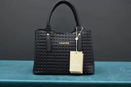 Kadın Siyah Örgü Çanta