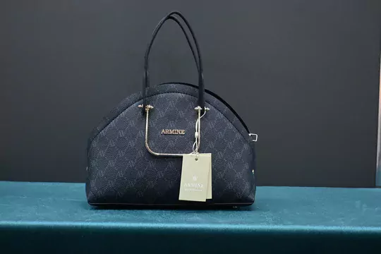 Kadın Siyah Noktalı Çanta