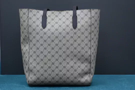 Kadın Vizyon Noktalı Çanta