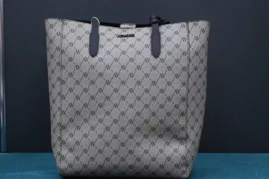 Kadın Vizyon Noktalı Çanta