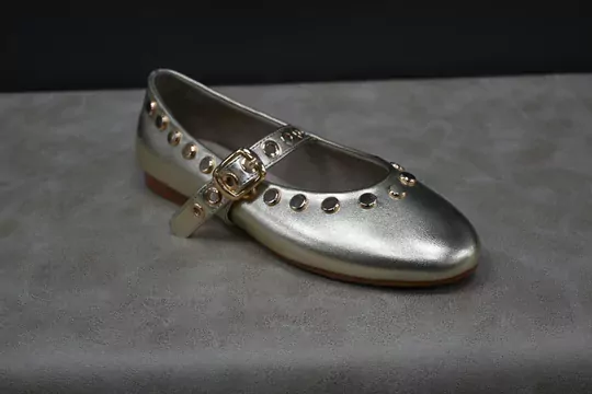 Kadın Zımbalı Kemerli Babet