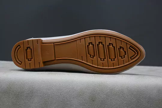 Kadın Tokalı Deri Babet