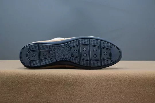 Erkek Nubuk Deri Zincirli Kaymaz Taban Ayakkabı