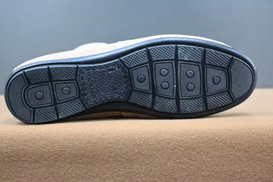 Erkek Nubuk Deri Kaymaz Taban Ayakkabı