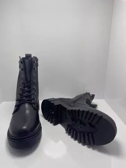 Kadın Kaymaz Taban Bağcıklı Fermuarlı Su Geçirmez Deri Uzun Boğazlı Bot