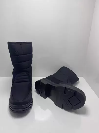 Çocuk İçi Kürklü Kaymaz Taban Cırtlı Çizme