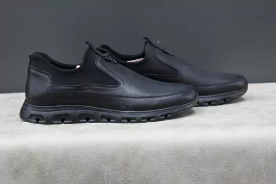 Erkek Deri Çoraplı Kaymaz Taban Kundura