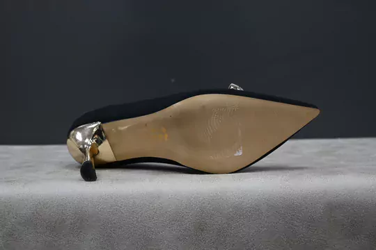 Kadın Taşlı Gold Detaylı Stiletto