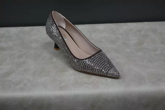 Kadın İncili Stiletto
