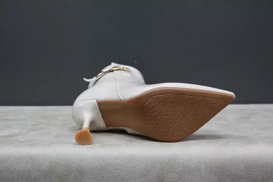 Kadın Deri Topuklu Kısa Çizme