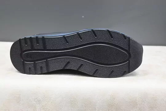 Erkek Kaymaz Taban Lastik Bağcıklı Spor